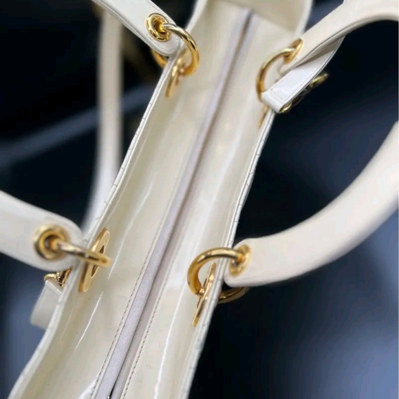 Lady Dior large . - Picture 8 of 10